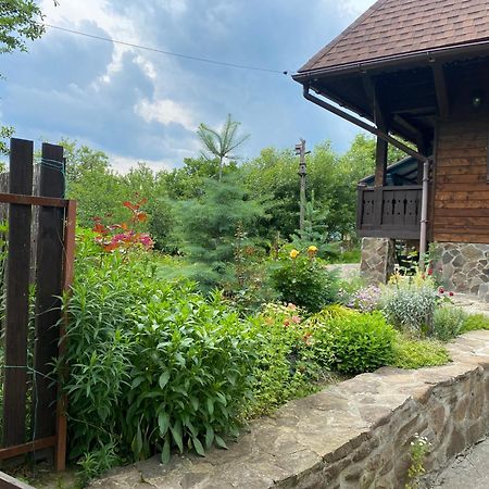 Садиба Остра Shcherbovets Εξωτερικό φωτογραφία